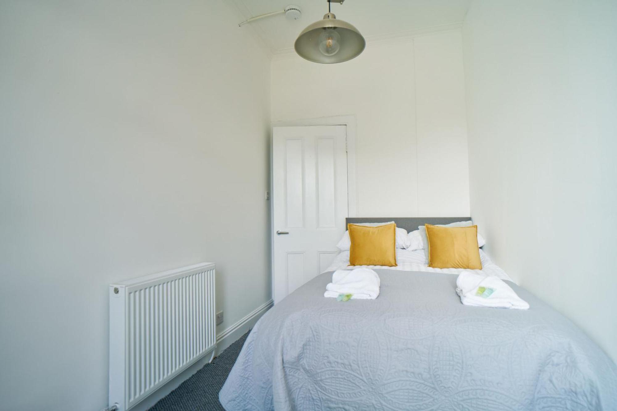 Meadow Apartment Dumbarton Rum bild